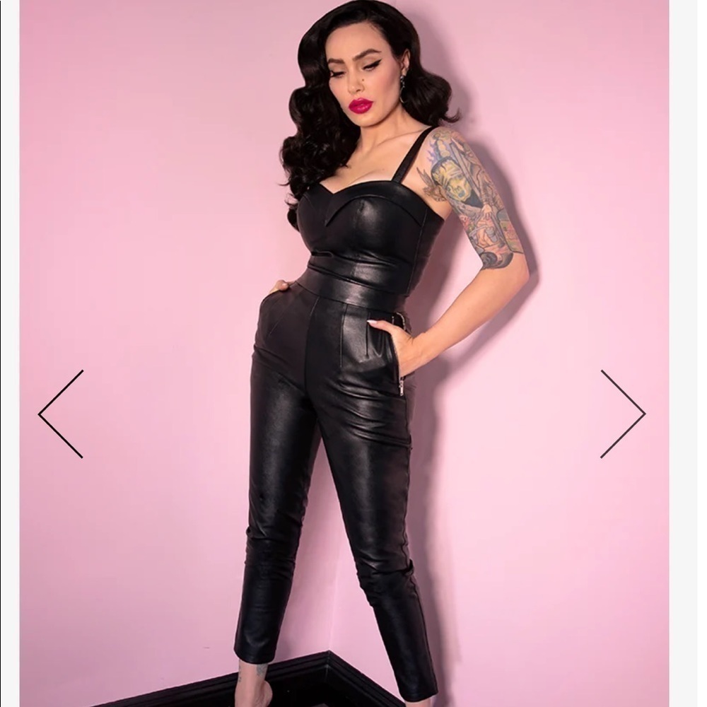 Nwt Vixen by Micheline Pitt Bad Girl Vegan Leather Cigarette Pants - Picture 4 of 15